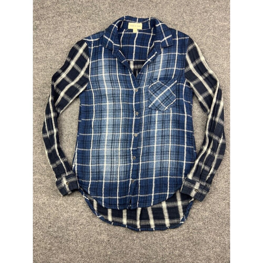cloth & stone Blue Plaid Button-Up Shirt